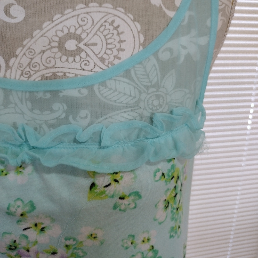 🌺FREE WITH PURCHASE OVER $10***AEROPOSTALE SLEEVELESS TOP - Picture 4 of 7